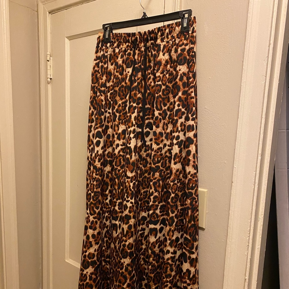 Leopard Maxi Skirt w/ Drawstring - Picture 3 of 7